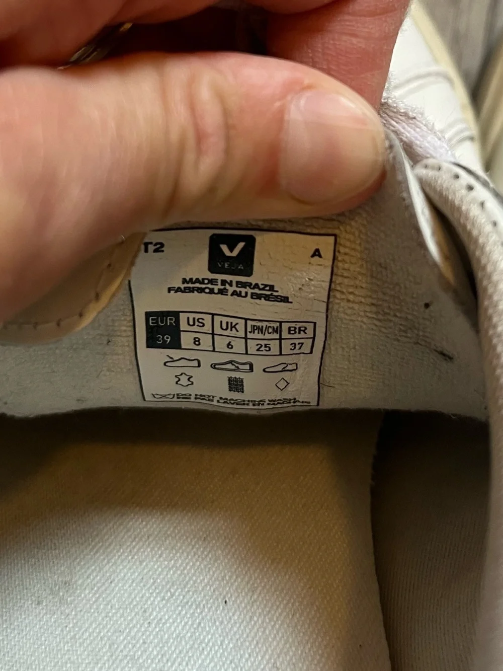 Veja Esplar White Leather Sneaker size 39 / W 8